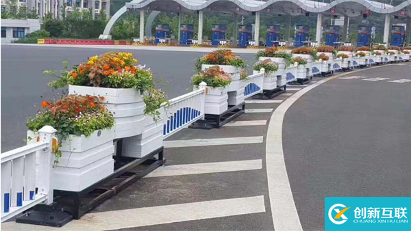 重慶道路隔離花箱，道路戶外花箱