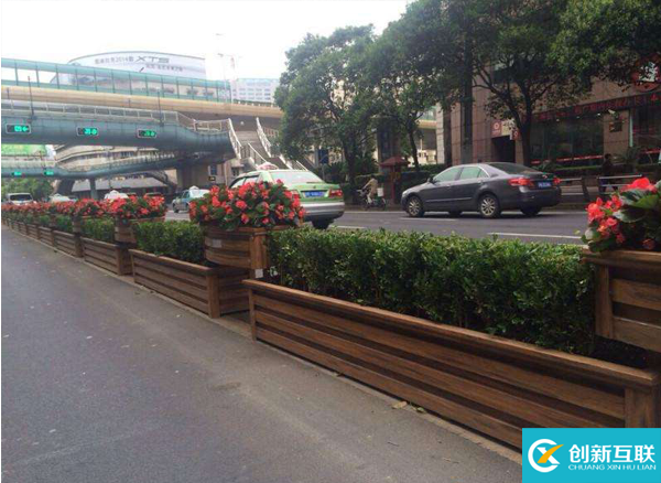 重慶道路隔離花箱，道路戶外花箱